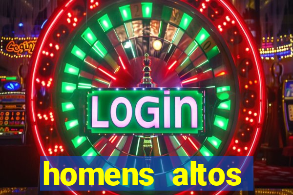 homens altos sarados pelados